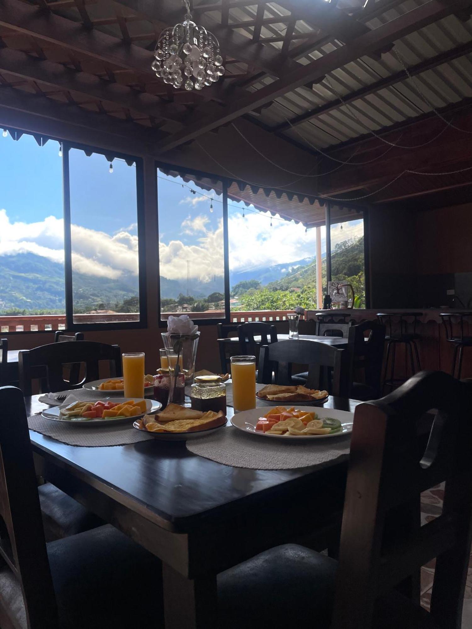 Dreams Lodge Orosi Cartago Exterior foto